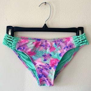 Billabong Bikini Bottoms - SIZE (S)